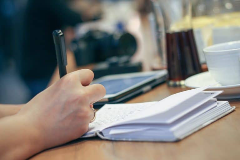 Comment le réseautage peut aider à trouver un emploi ?