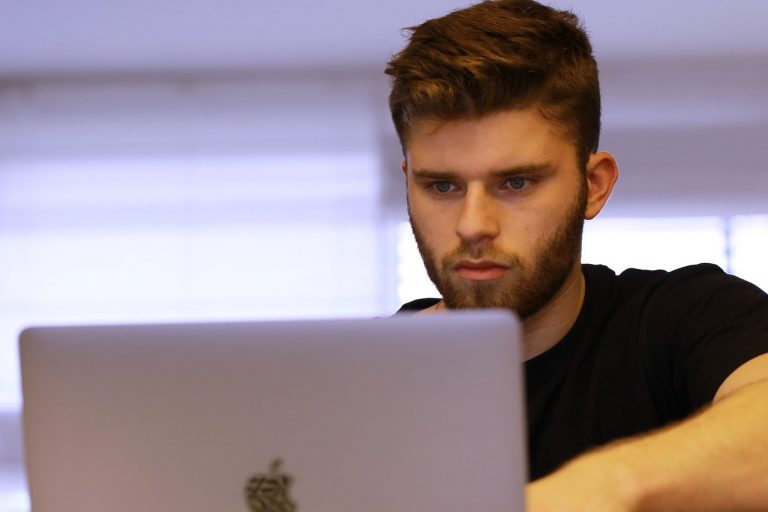Comment mettre un stage sur votre CV ?