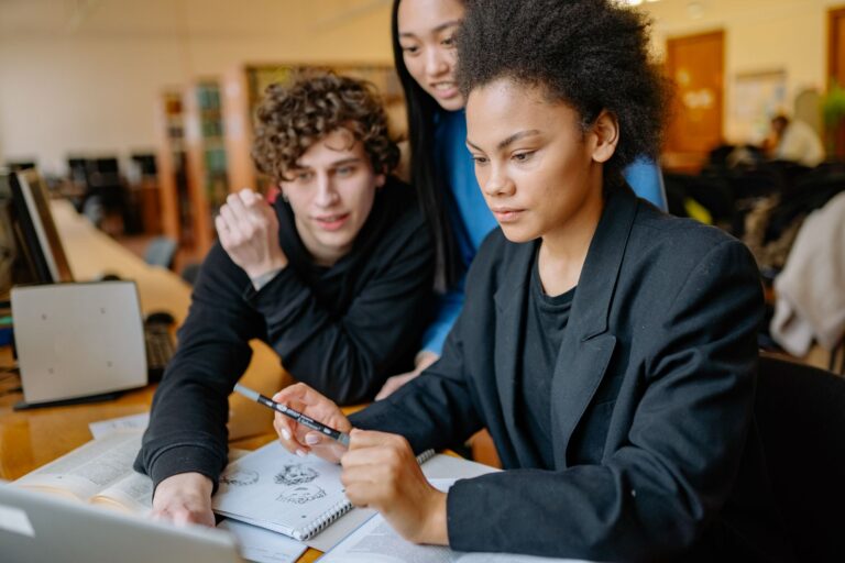 Comment les étudiants peuvent-ils exploiter le pouvoir de la collaboration ?