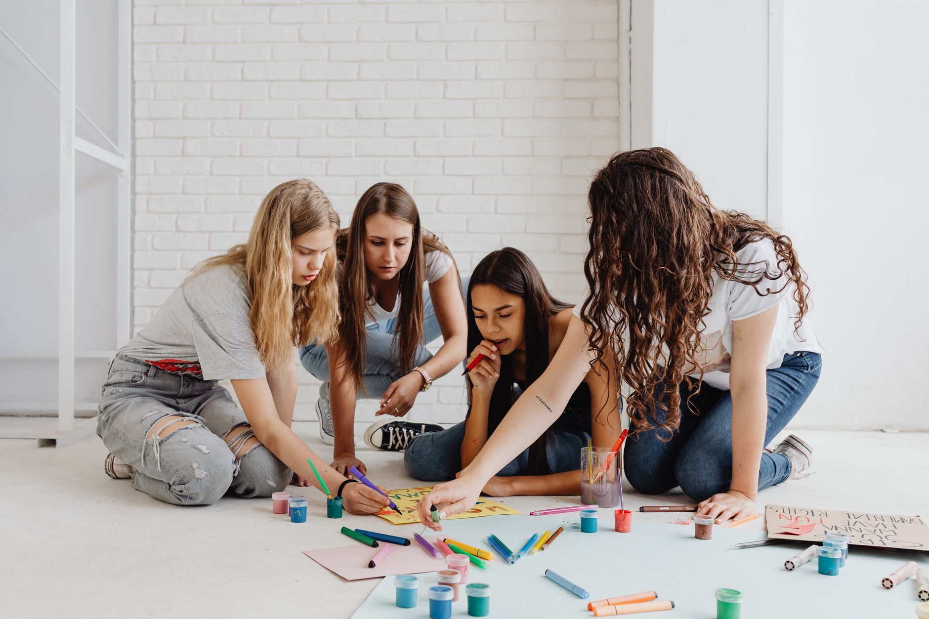 Comment les étudiants peuvent-ils explorer leur créativité ?