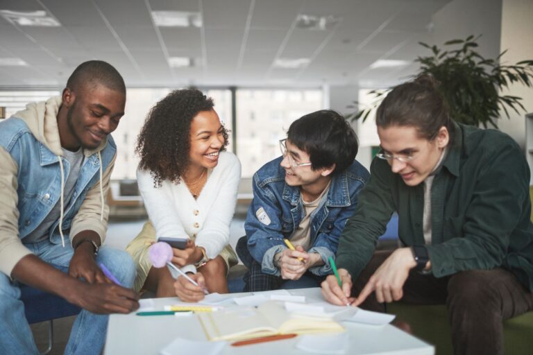 Comment favoriser la coopération interdisciplinaire chez les étudiants ?
