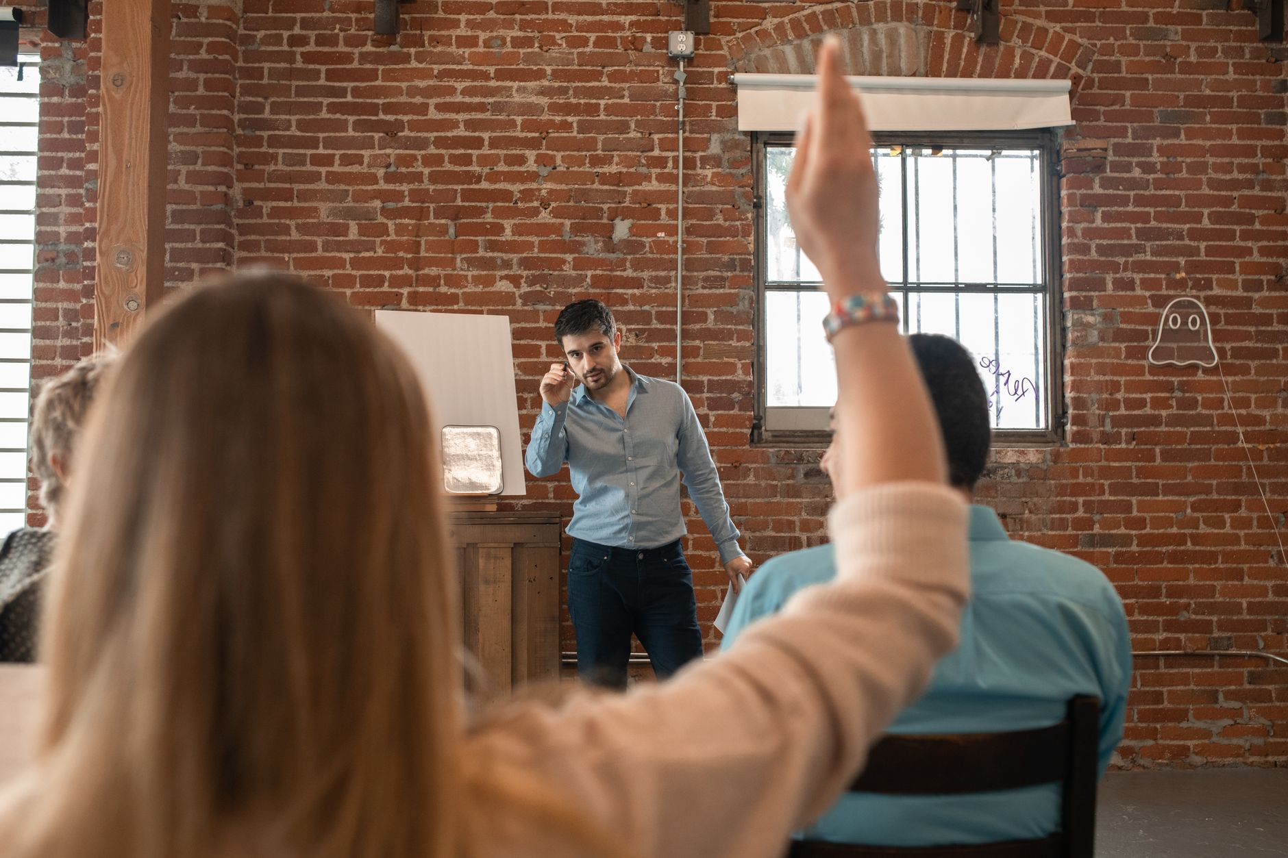 Comment les étudiants peuvent-ils trouver des réponses novatrices à leurs questions ?